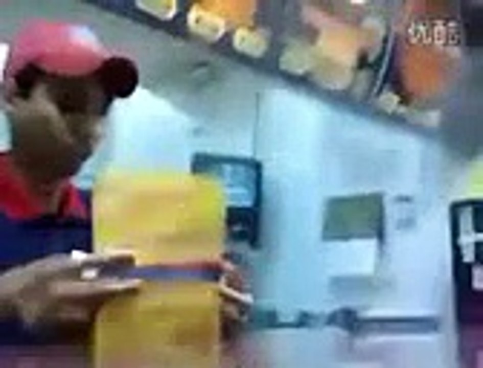 fast pakistani boy packing