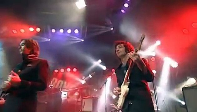 The Strokes - Juicebox ( LIVE ON ROVE )