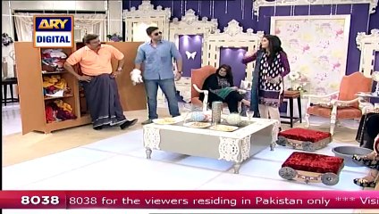 Shabbir Jan Doing Better Dance on 'Lungi Dance' than Shahrukh Khan