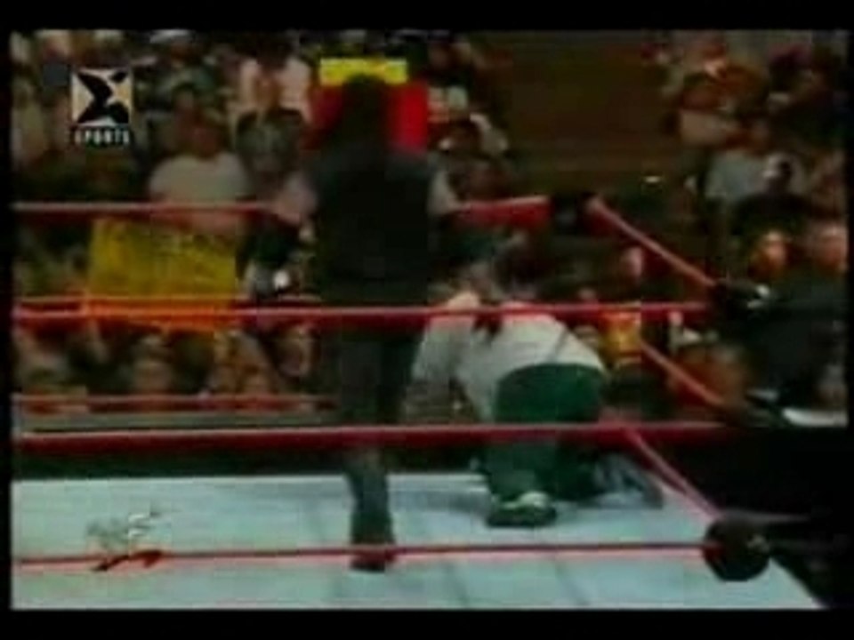 Undertaker vs Mankind Hardcore Match