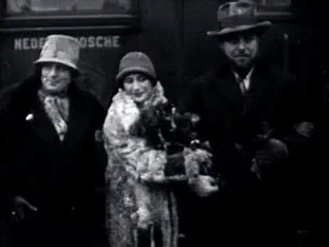 Aankomst danseres Anna Pavlova - 1 november 1927