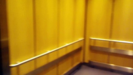 Elevator | Fujitec + Mitsubishi Hydraulic Elevator | Target, Chicago, IL (Part 1)