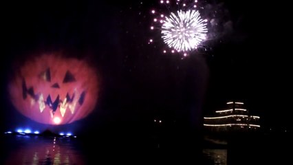 Disneyland Halloween Screams Fireworks 2009 - Rivers of America water screens.