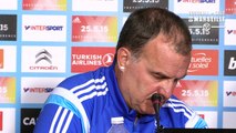 Les fous rires de Bielsa pour sa dernière conf'