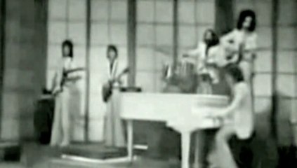 I CAMALEONTI _ L'ORA DELL'AMORE VIDEO CLIPE