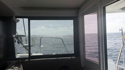 Catana Bali 4.3 coque numéro 2 en convoyage vers la Croatie