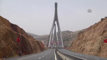 Erdoğan, Kendi Kullandığı Araçla Köprüden Geçti