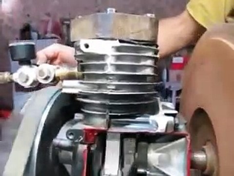 Briggs & Stratton lawn mower to steam engine conversion on compressed air