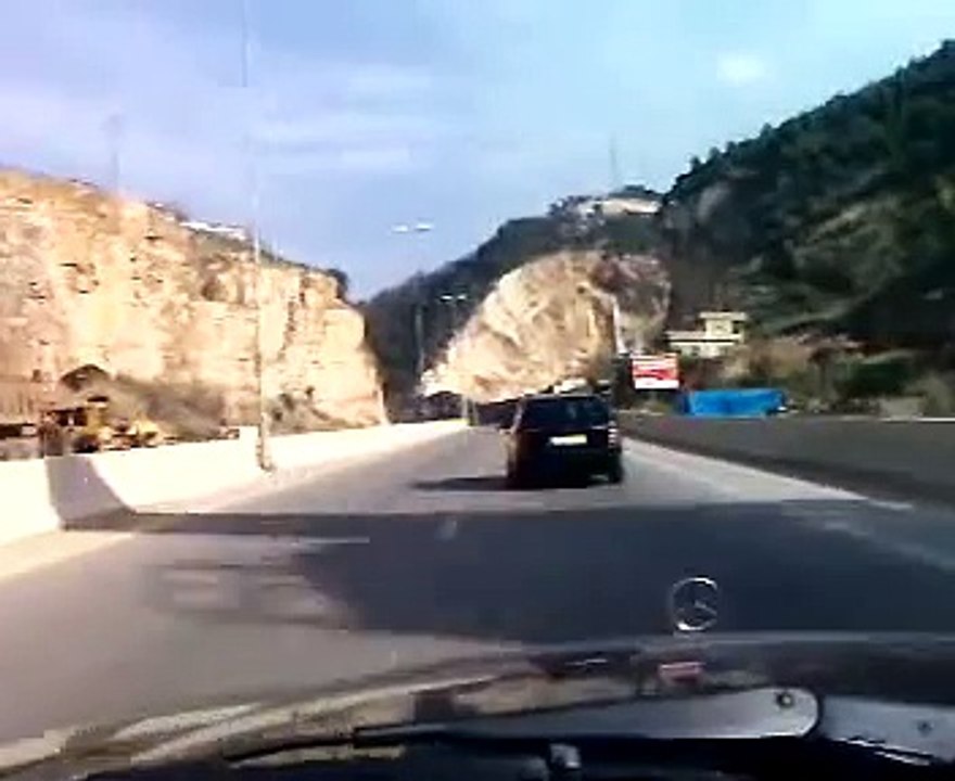 Mercedes w124 E300 Vs W203 C32AMG