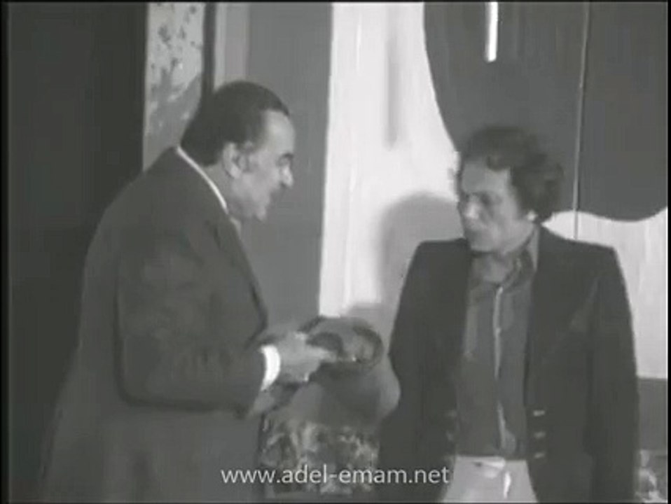 والدي تسرقني يعني!!