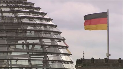 رئيس البرلمان الألماني يرفض مقابلة السيسي