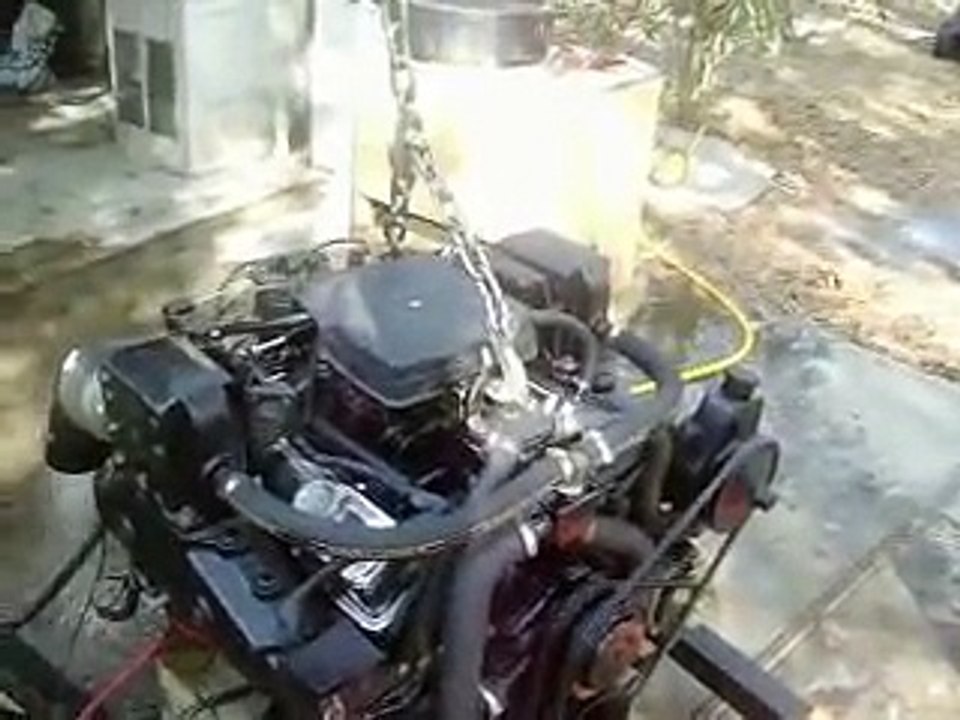 5.7 Small Block Chevy 350 Rebuilt Marine Engine Test