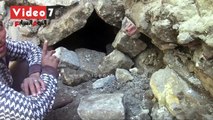 بالفيديو.. شاهد مدخل المقبرة الآثرية التى اكتشفها عمال الصرف الصحى بالجيزة