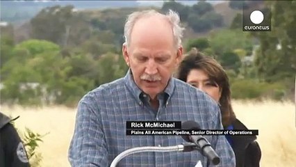 آمریکا؛ پاکسازی لکه های نفتی ساحل سانتاباربارا ماهها طول خواهد کشید