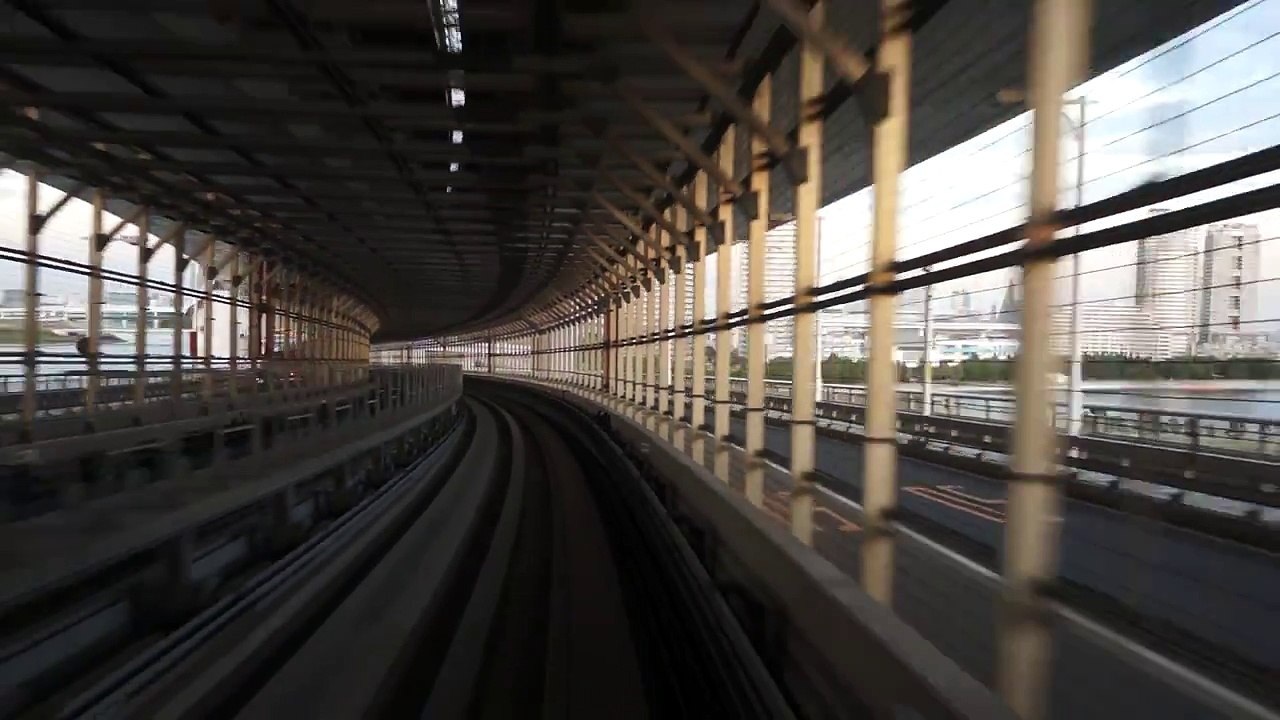 Japanese Trains: Yurikamome Line in Tokyo (HD)