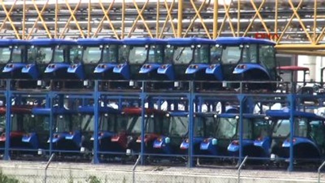 Sakarya' Daki Türk Traktör Fabrikası da Geçici Olarak Üretimi Durdurdu