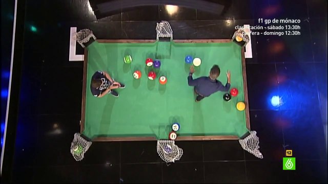 Jordi Alba juega con Buenafuente al 'Futbillar' - En el aire