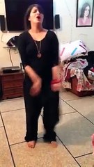 Chittiyaan Kalaiyaan by desi girl hot dance