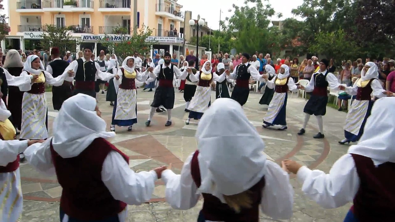 Όταν μιλούν τα νιάτα