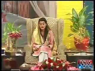 Zahe Muqaddar Huzoor e Haq se by Syeda Almas Akhtar