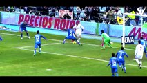 Cristiano Ronaldo vs Lionel Messi 2015 The Ultimate Skills Goals Battle HD