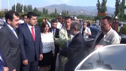 Bakan Yıldız, Rusya'da 80 Öğrencinin Nükleer Enerji Eğitimi Alacağını Açıkladı