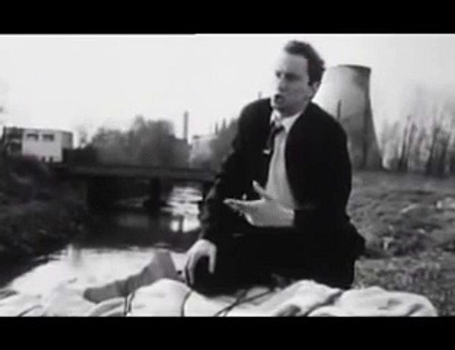 Cest arrivé près de chez vous  bande annonce