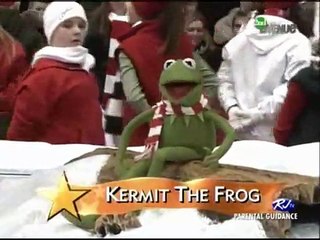 Kermit The Frog - Macy's Thanksgiving Day Parade 2008