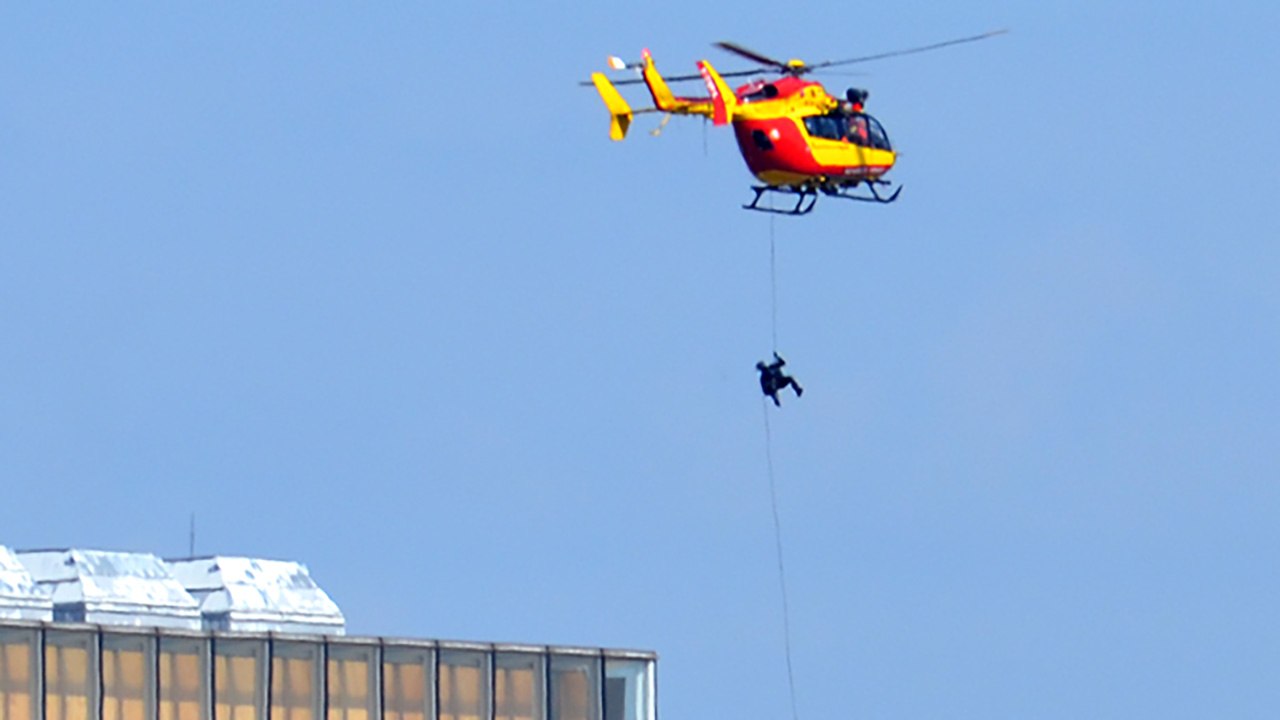 Tournage à haut risque en plein Paris