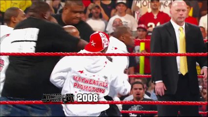 Raw: Floyd Mayweather knocks out Big Show at WrestleMania