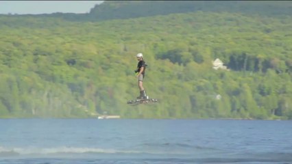 Catalin Alexandru Duru : Record du monde de distance en hoverboard