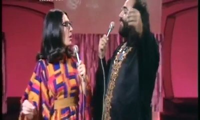 Nana Mouskouri   Demis Roussos - To Gelakaki