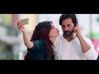 " Coffee Peetey Peetey Song | Review | Gabbar Is Back | Akshay Kumar, Shruti Haasan"