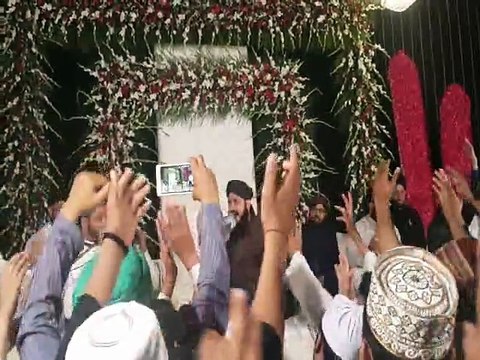 Aik Main Hi Nahi Un Par Qurban Zamana Hai By Ghulam Mustafa Qadri
