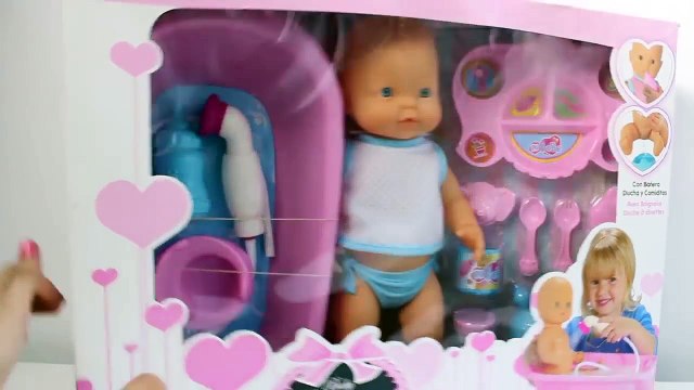 Baby Doll Bathtime Baby Junior Newborn Baby Doll Drinks and Wets Bebé con Biberón y Hace Pipí