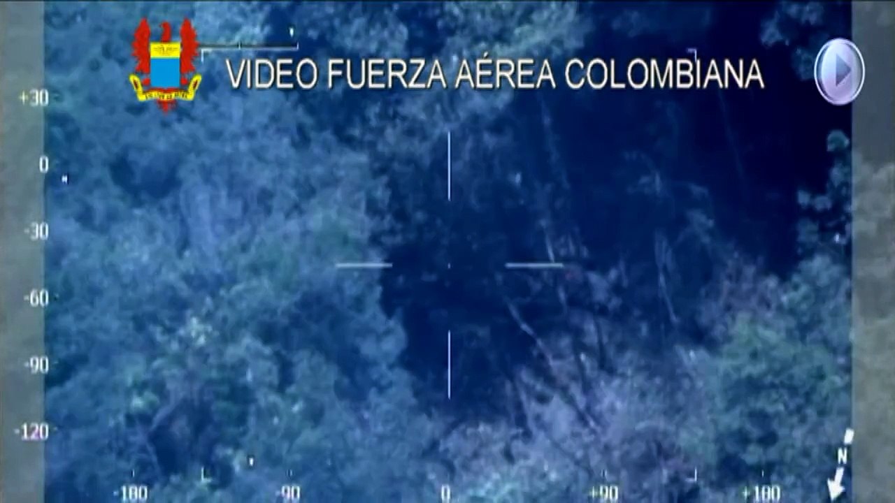 Imagens mostram ataque às Farc