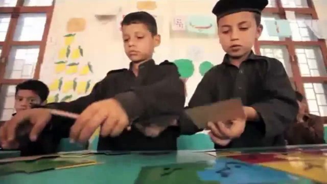 Bara Dushman Bana Phirta hy Jo Bachon se Darta hai 2015