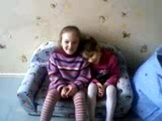 Anabelle et theane chantent