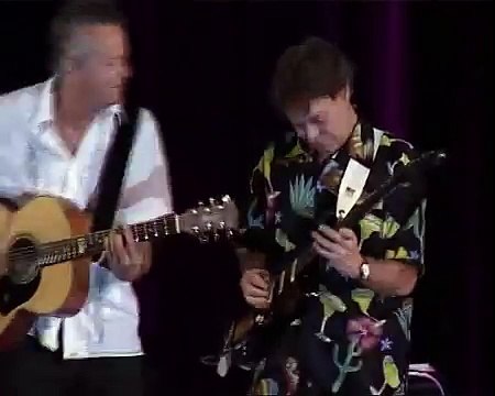 Tommy Emmanuel, Phil Emmanuel play The Shadows