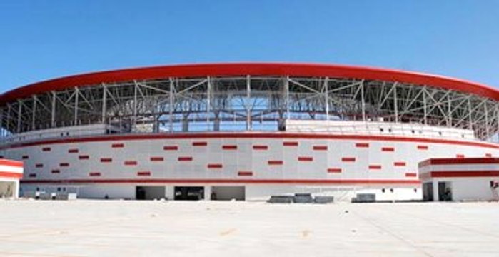Antalya'nın 33 Bin Kişilik Stadı Bitmek Üzere
