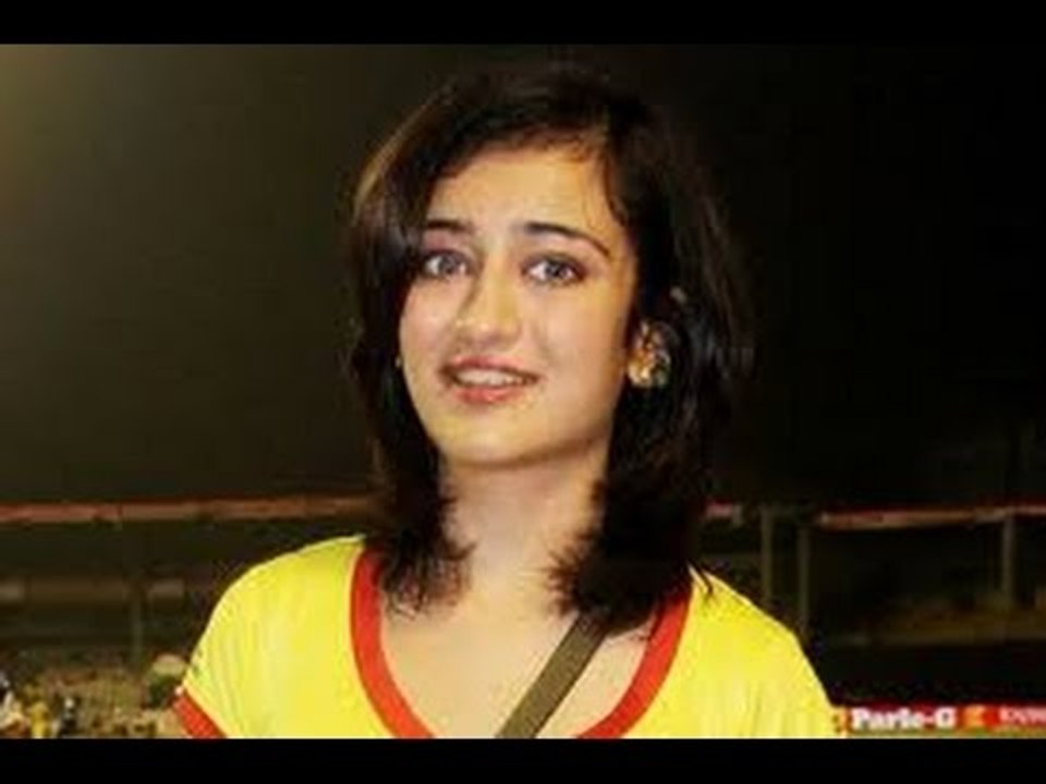 Akshara Haasan: I Don't Have Any Limitations - BT