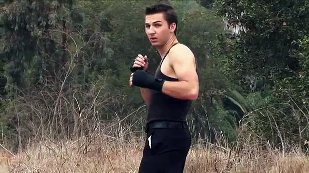 Kickboxer Wife vs Kickboxer Husband Fight Scene (Funny / Dead or Alive Style)