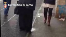 Roma - falso sacerdote chiede offerte ai passanti, denunciato