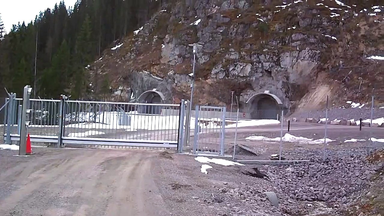 Exclusive:  D.U.M.B.s In Norway 2010 (Secret Deep Underground Millitary Bases)