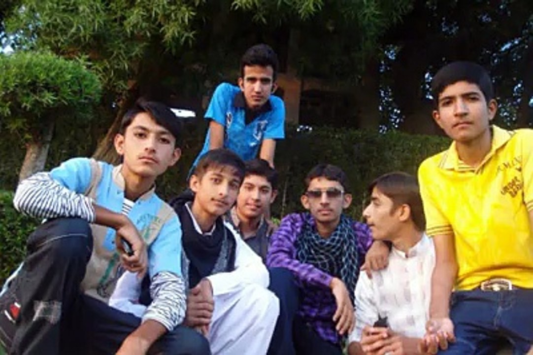 YAARO KY G YAAR HY HAM.