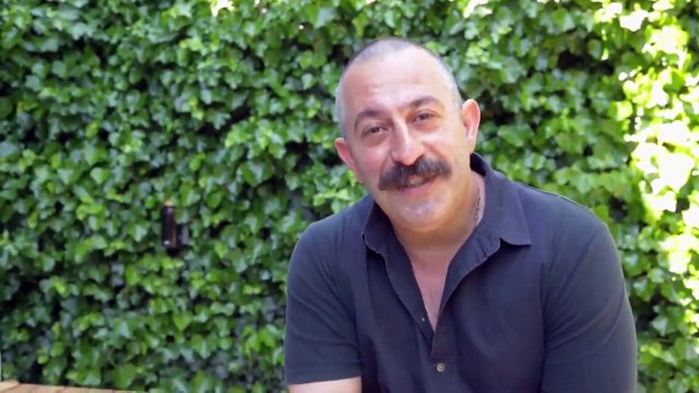 Cem Yılmaz'dan oyuna sahip çık çağrısı