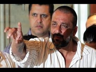 Sanjay Dutt Waits For Decision On 14-day Extension of Furlough - BT