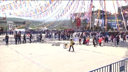 Davutoğlu: "Hayalleri Gerçek Kılar, Tarih Kitabını Yazarız"