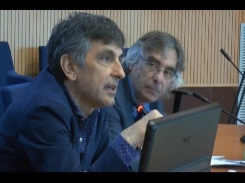 Napoli - Umorismo e Medicina , a lezione con Vincenzo Salemme (22.05.15)