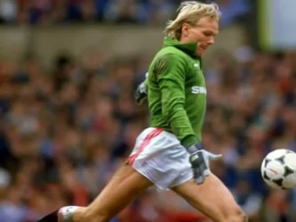 Gary Bailey Manchester United GoalKeeper Tribute